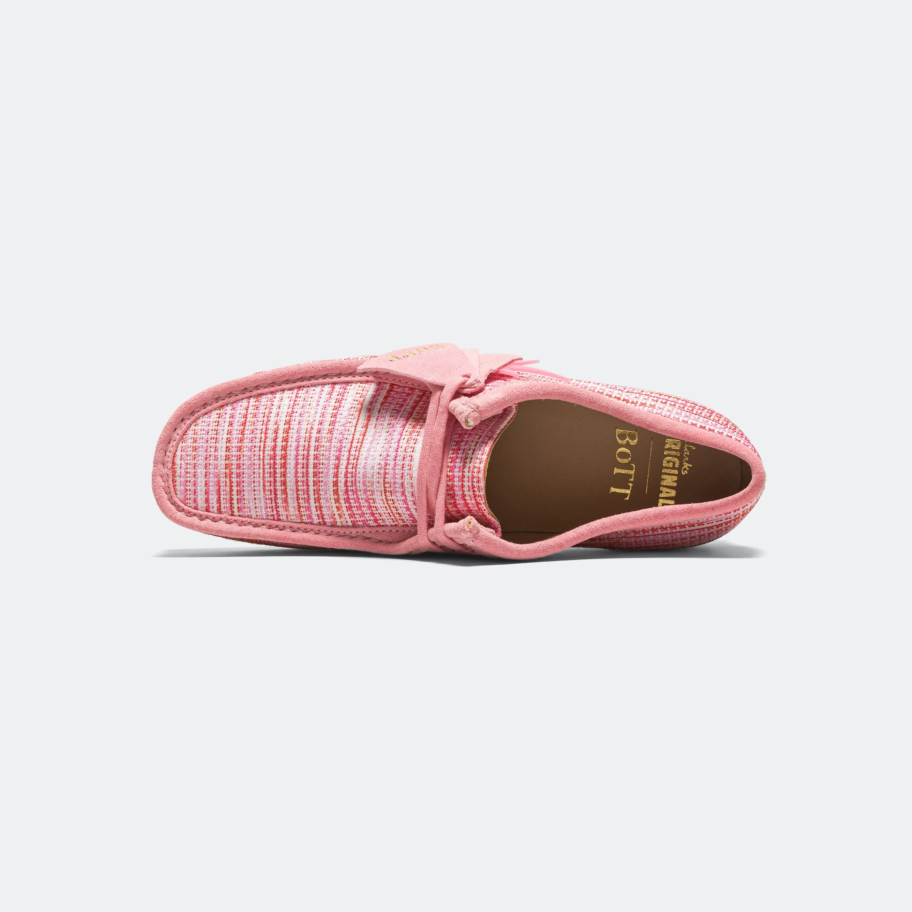 Weekend Ready Dynamic Fit Wallabee x BoTT - Pink Interest