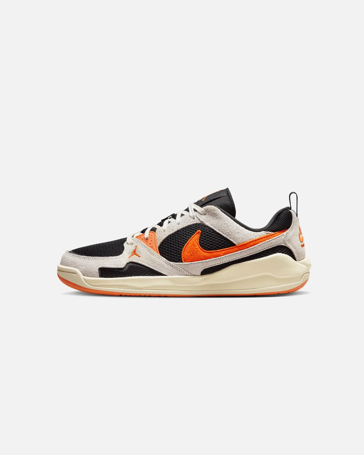 Jordan CMFT Era Black/Starfish-Sail/Coconut Milk Curve Hug