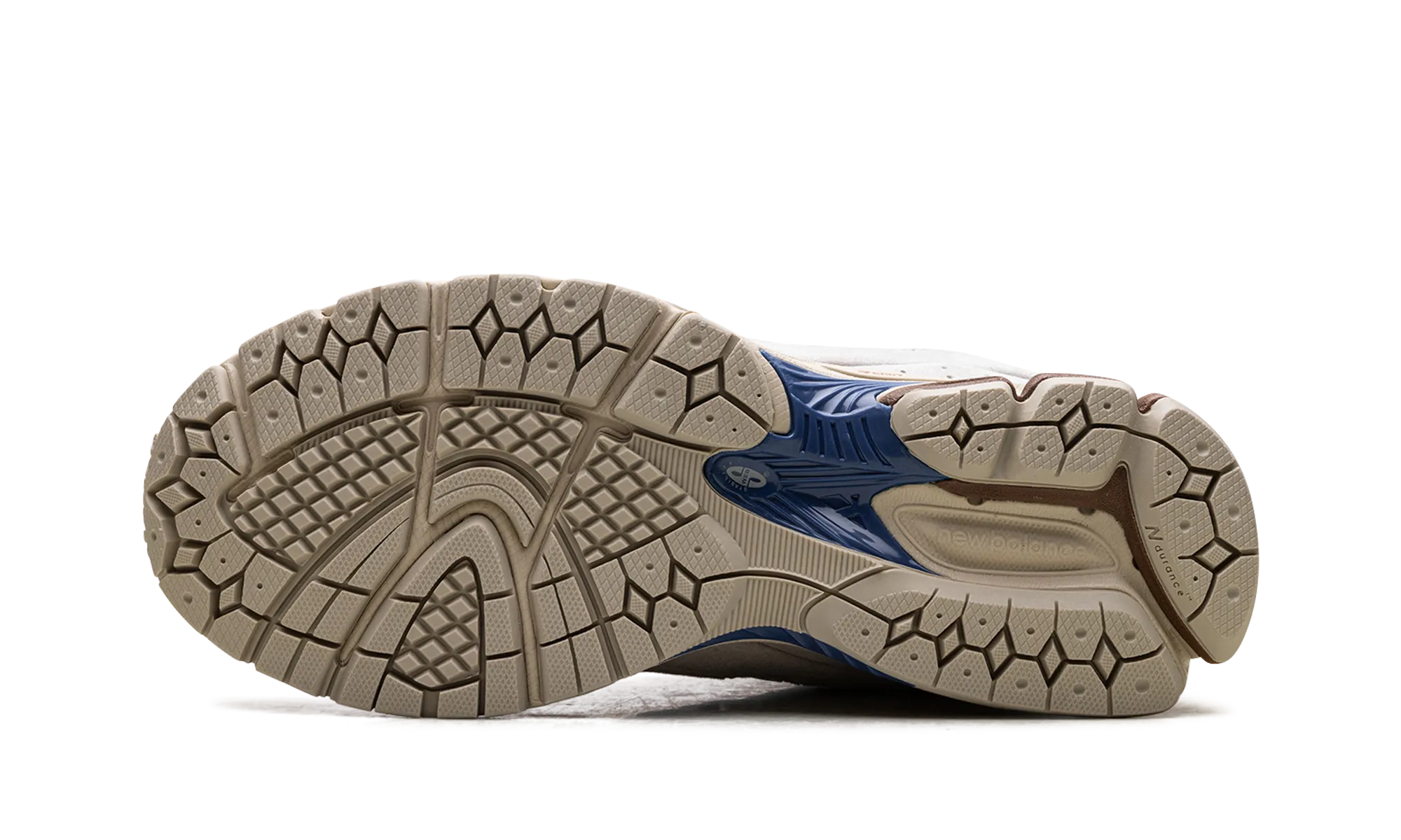 health-conscious running in stadium tracks shoes 2002R "Sandstone"