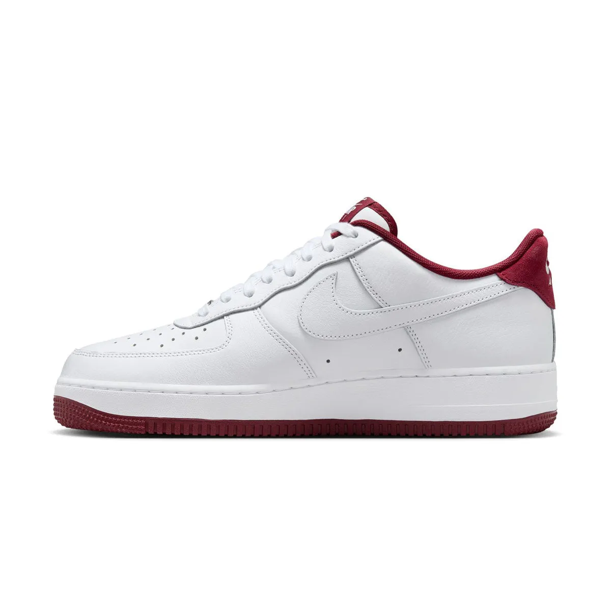 Air Force 1'07 LV8 'White Team Red' wide - fitting most hiking