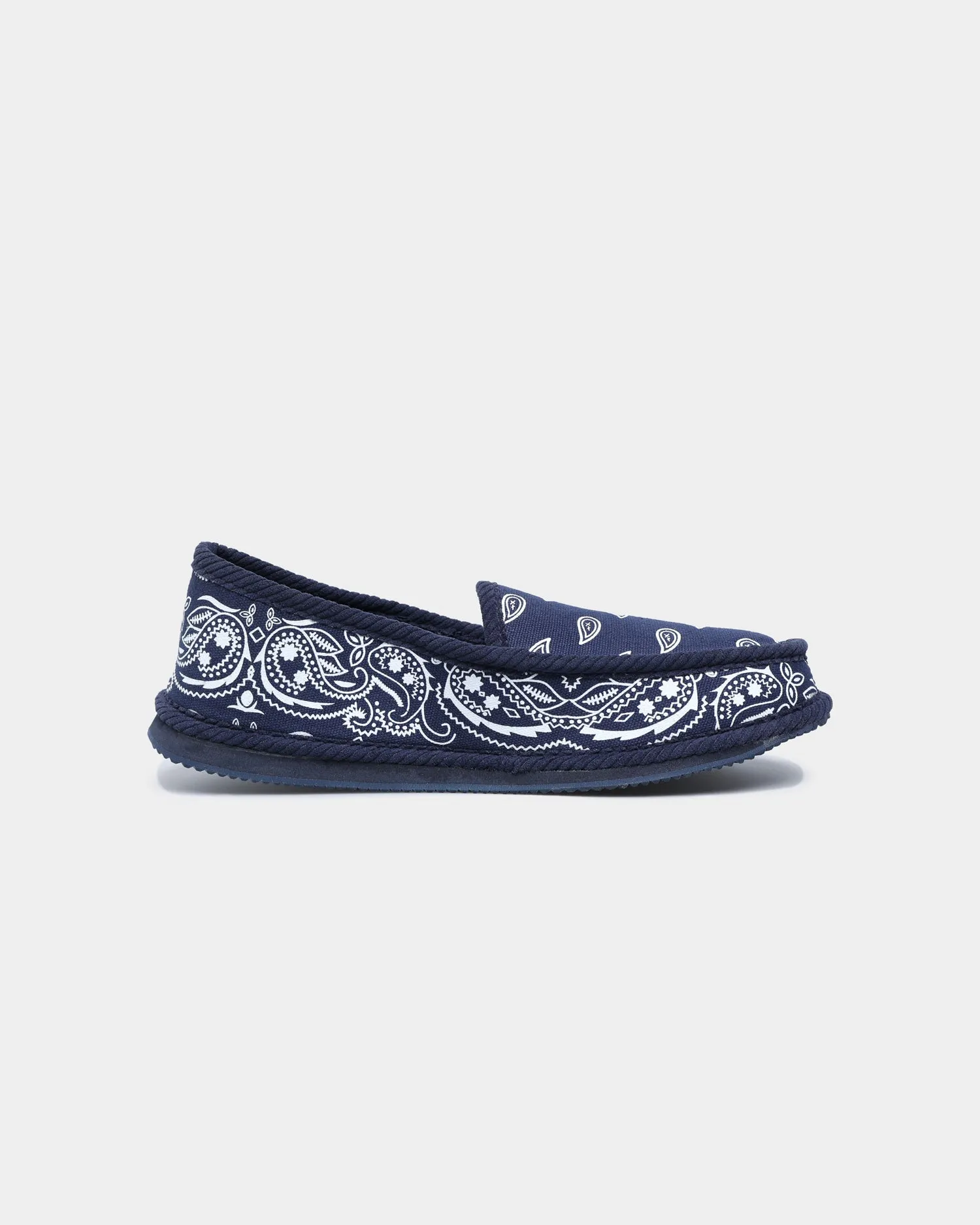 Party Mood Fast Track Goat Crew Bandana Slipper Navy/White