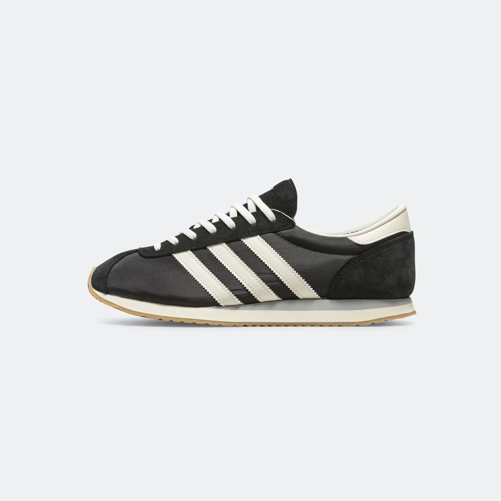 Pampanga SPZL - Core Black/Chalk White-Off White Fresh Look