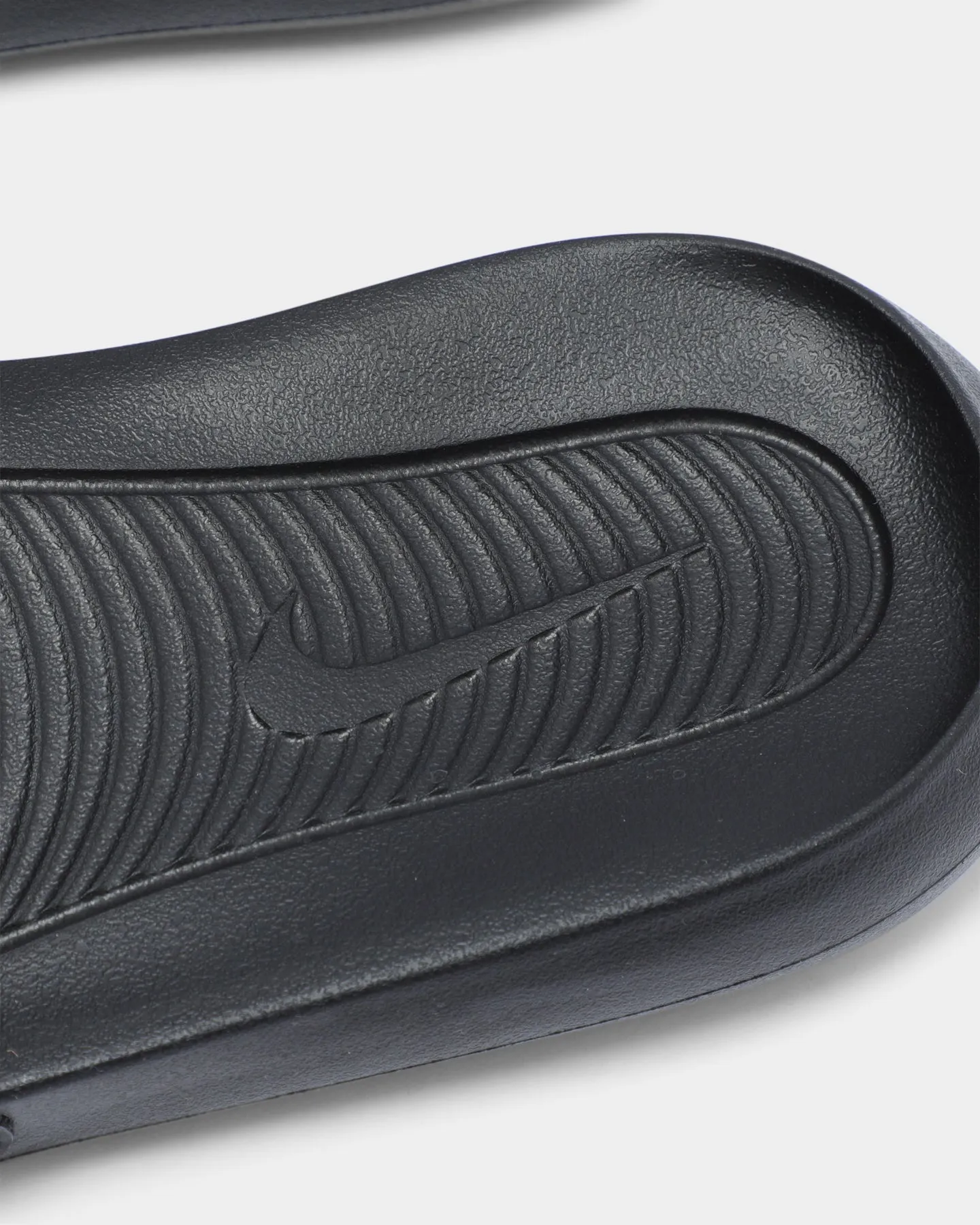 Nike Victori One Slide Black/Metallic Gold Work Life