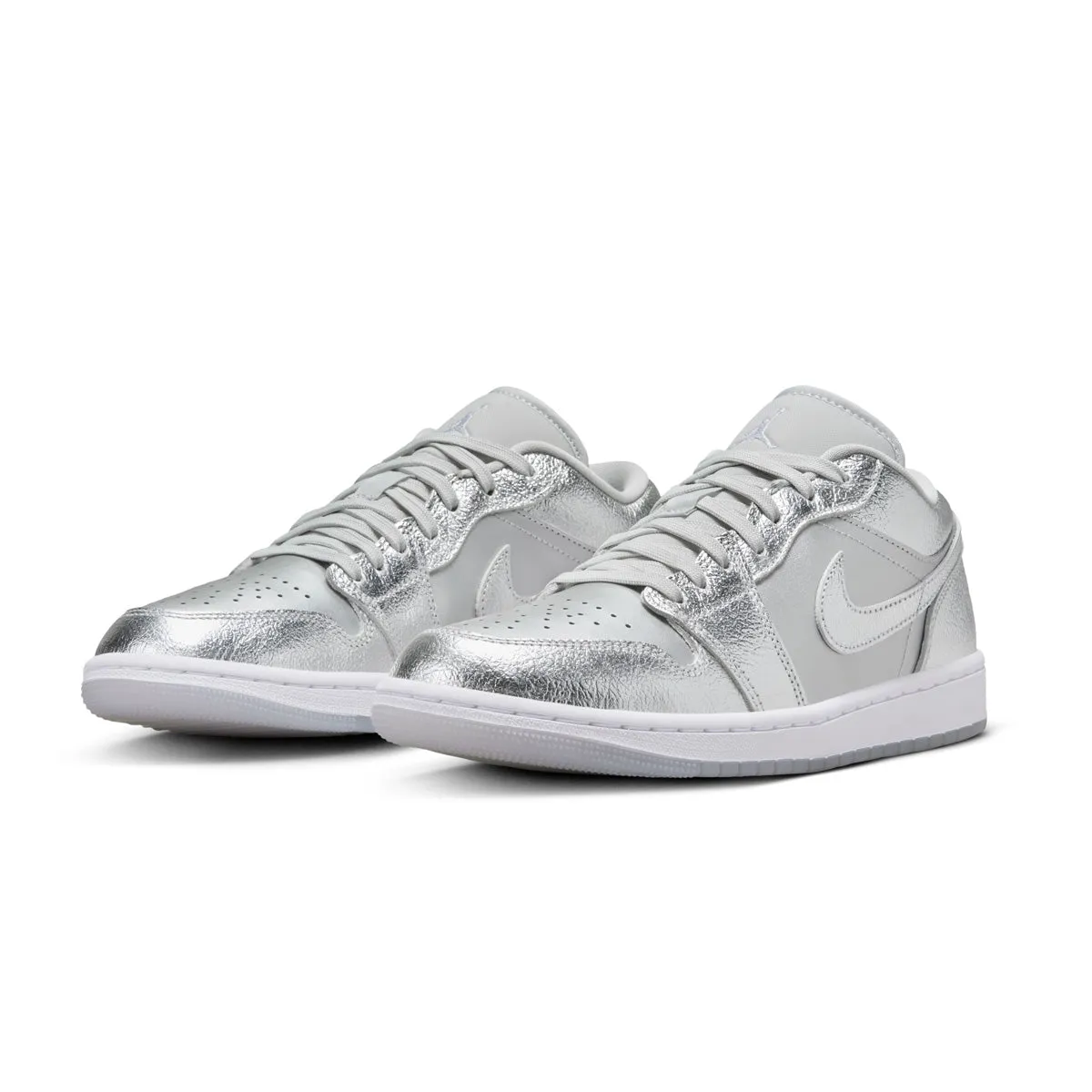 Wmns Air Jordan 1 Low SE 'Metallic Silver' Effortless Style