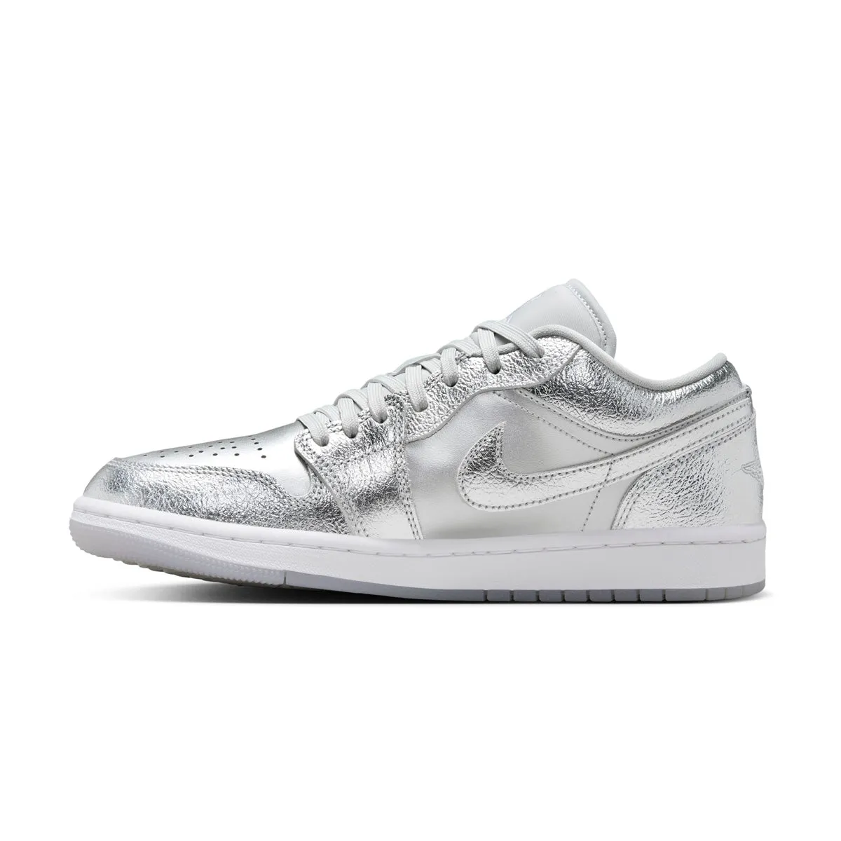 Wmns Air Jordan 1 Low SE 'Metallic Silver' Lightweight Construction Shock absorption