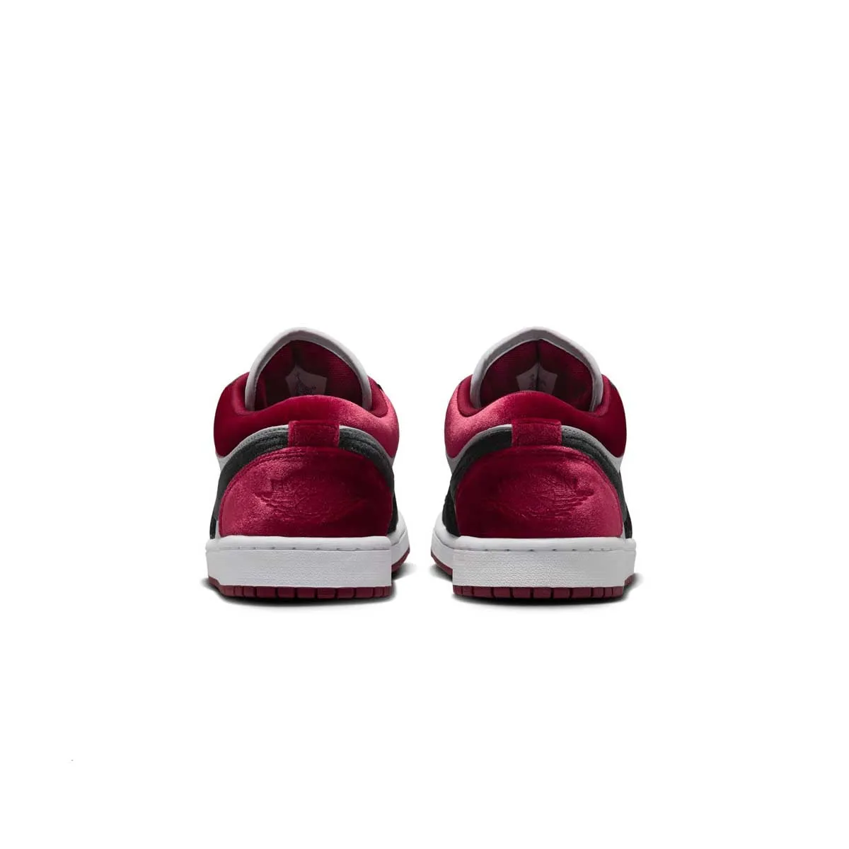 Wmns Air Jordan 1 Low SE 'Velvet Black Toe' summer - style