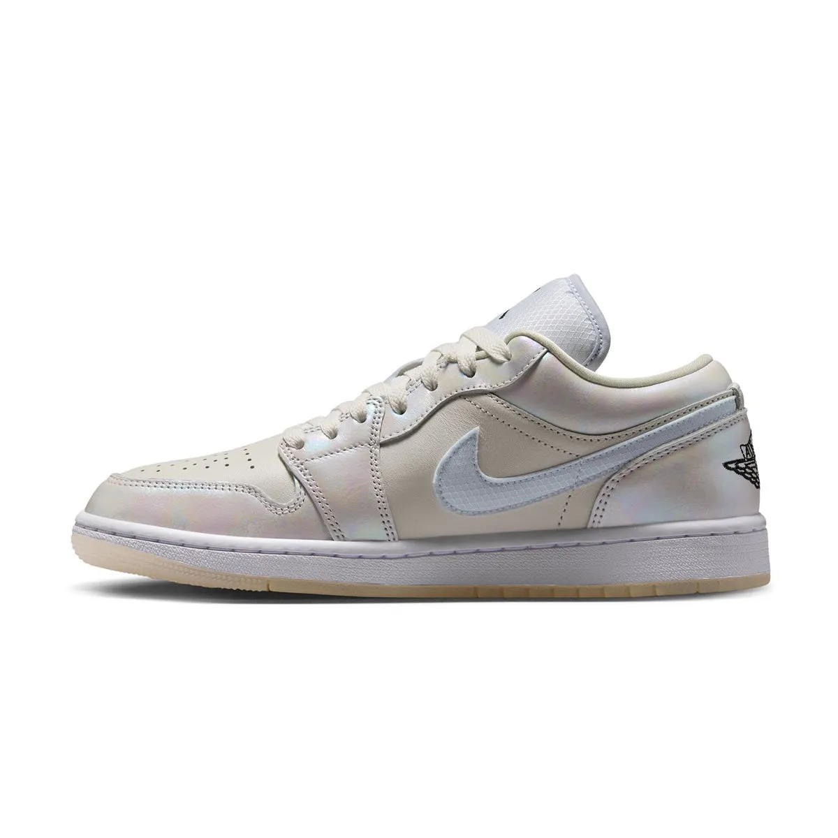 thick - soled Wmns Air Jordan 1 Low SE 'Year of the Snake'