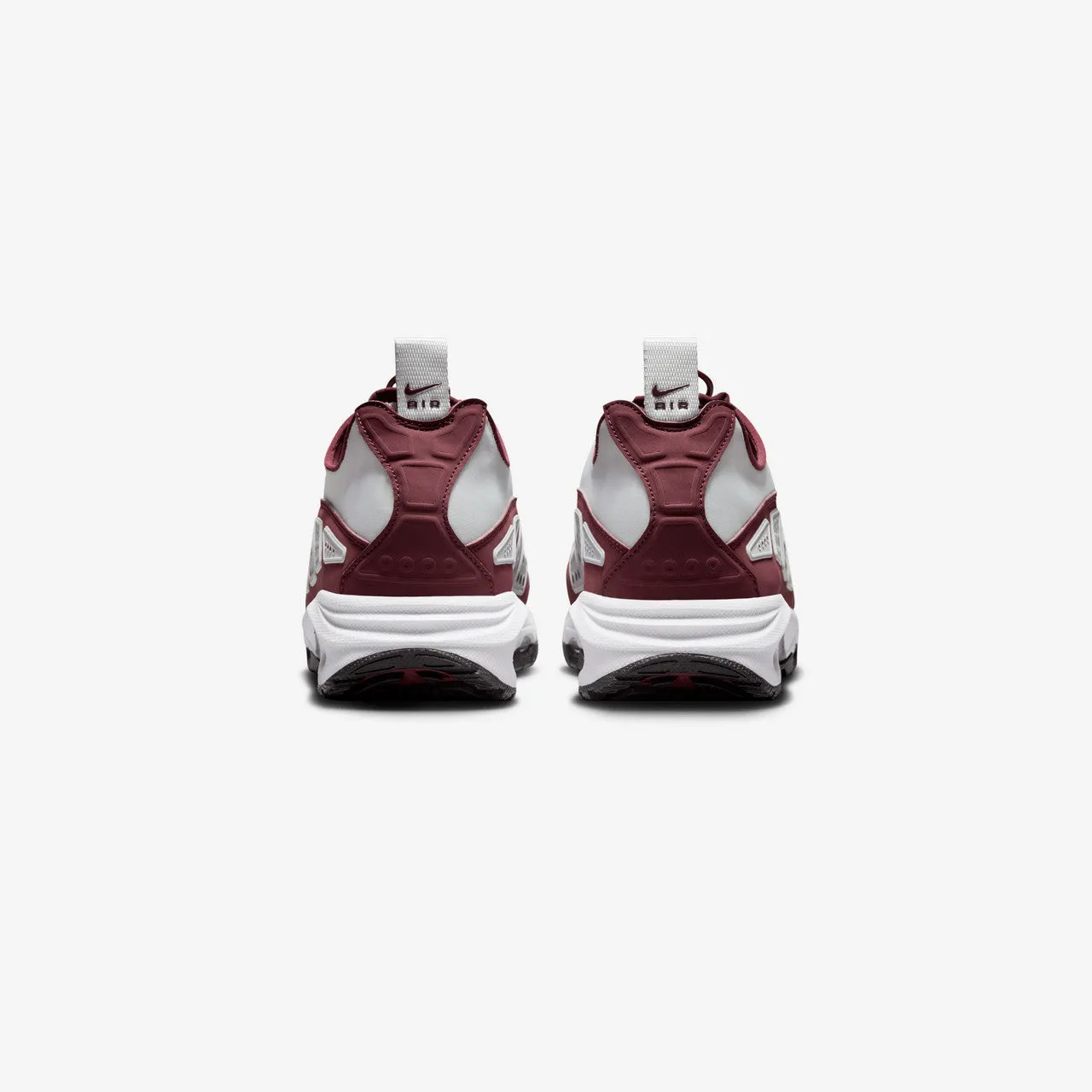 Wmns Air Max SNDR Aerodynamic Form Wide Toe Box Engineering