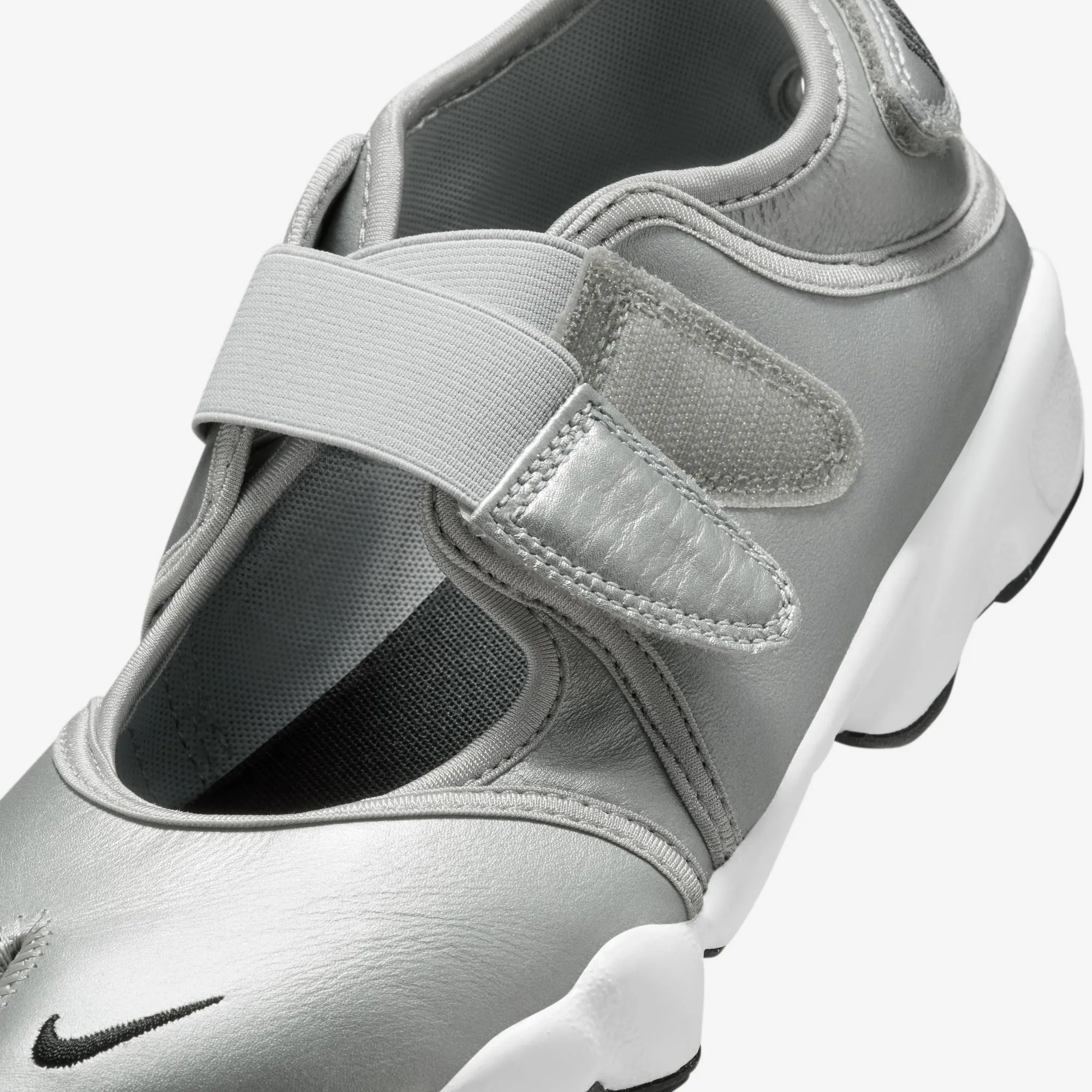 Wmns Air Rift Dry Fit