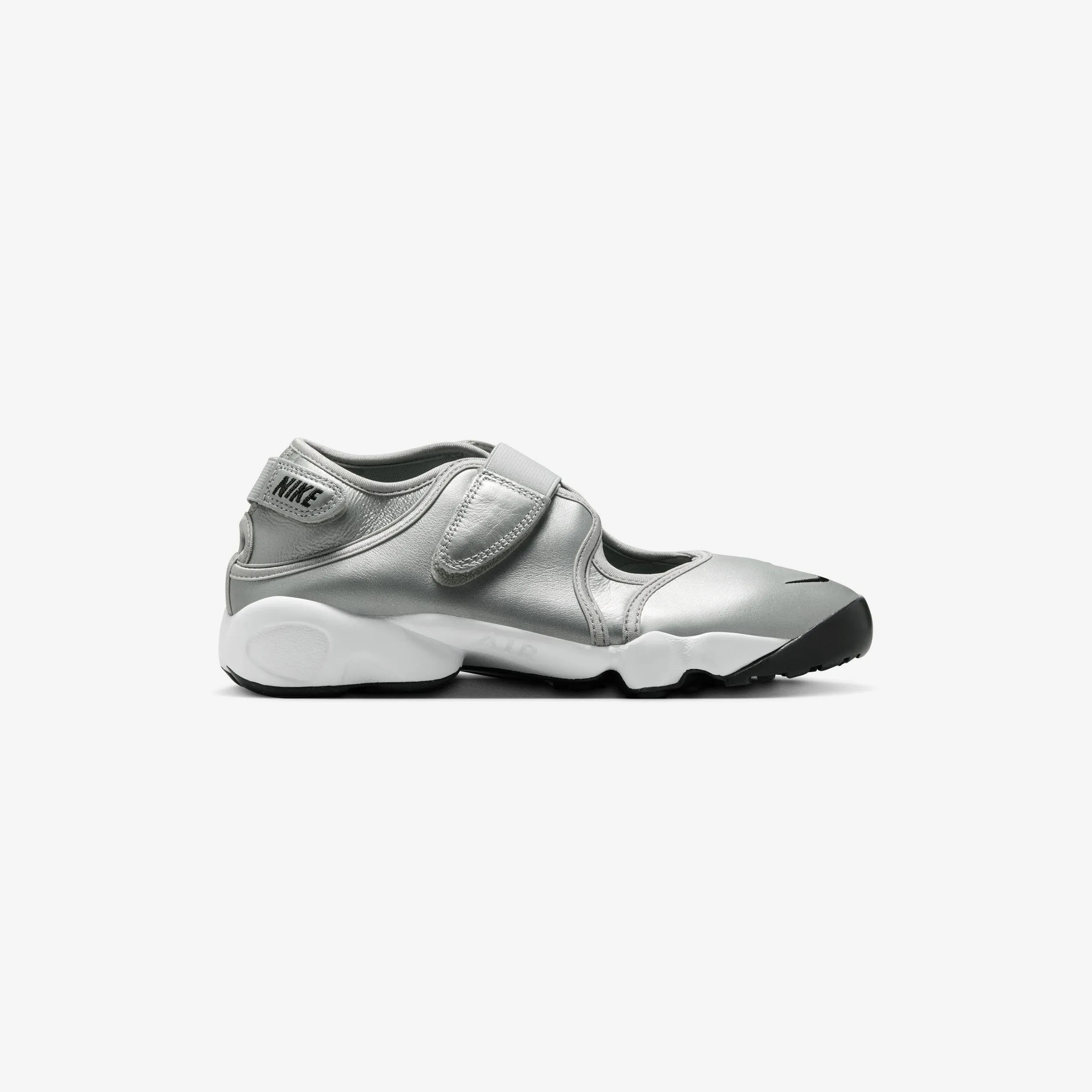 Cut Outs Wmns Air Rift