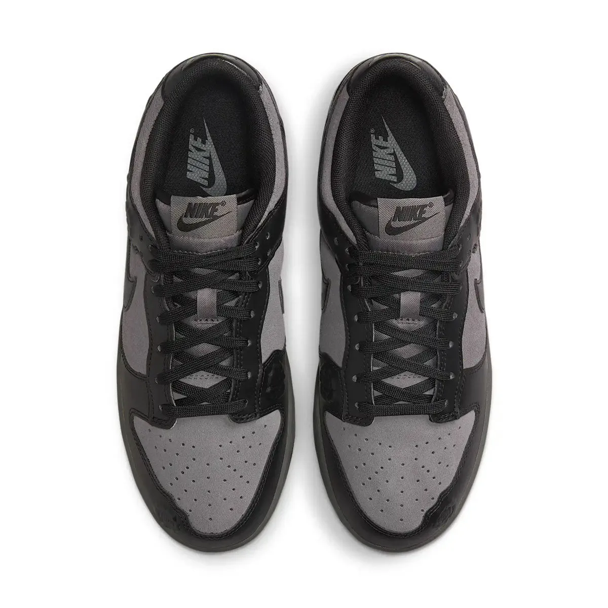 water - resistance - level common Wmns Dunk Low 'Black Roses'