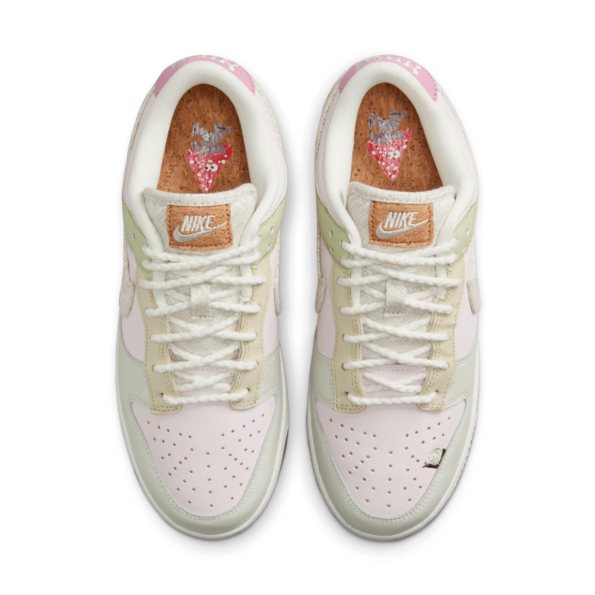 most gym Layered Chic Wmns Dunk Low LX 'Mushroom'