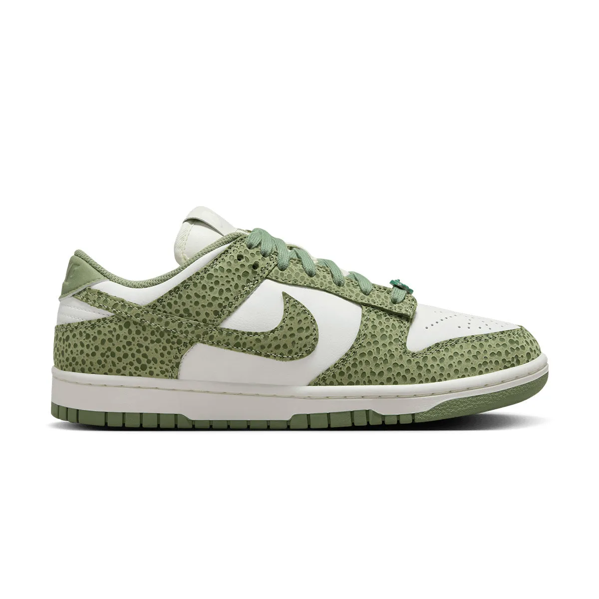 Wmns Dunk Low Premium 'Safari Honeydew' Footbed Glam traction