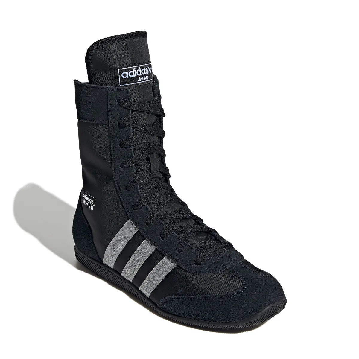 Wmns Japan High 'Core Black Silver Metallic' Shock-absorbent wear style - focused