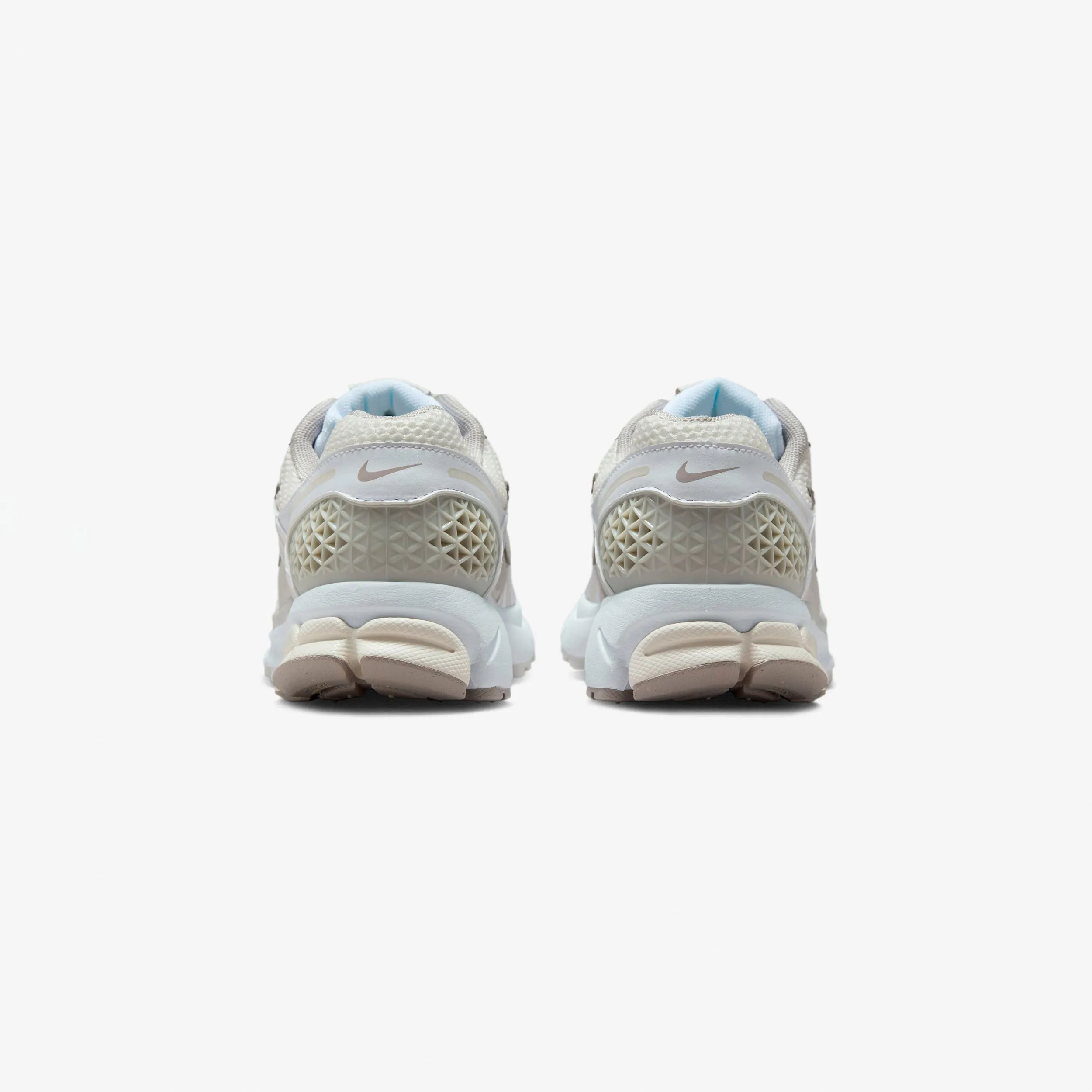 Dual Density Foam Wmns Zoom Vomero 5