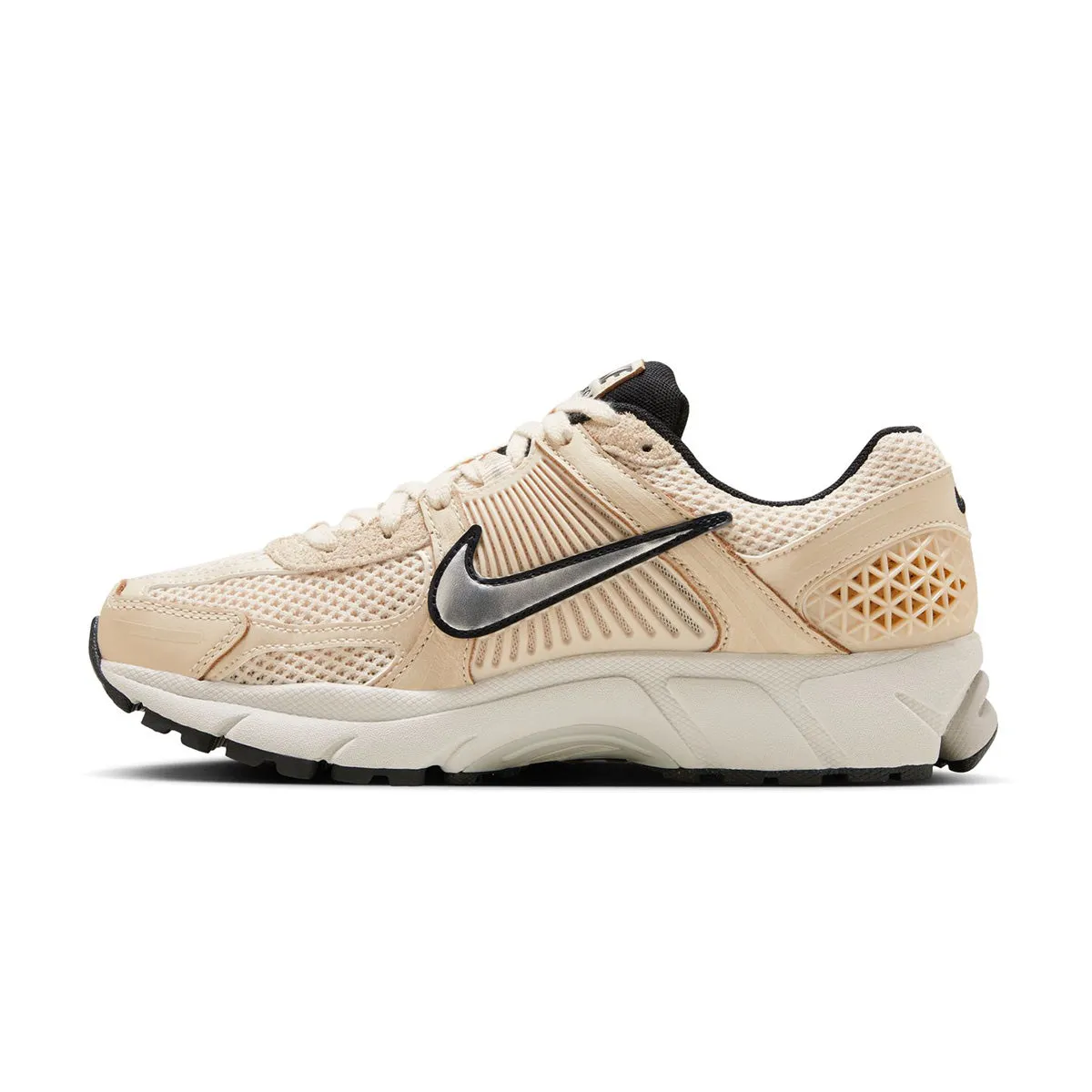Durable Support Multi - purpose Wmns Zoom Vomero 5 'Pearl White'