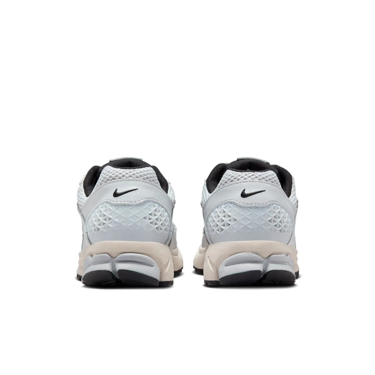 traveler Wmns Zoom Vomero 5 'Pure Platinum'