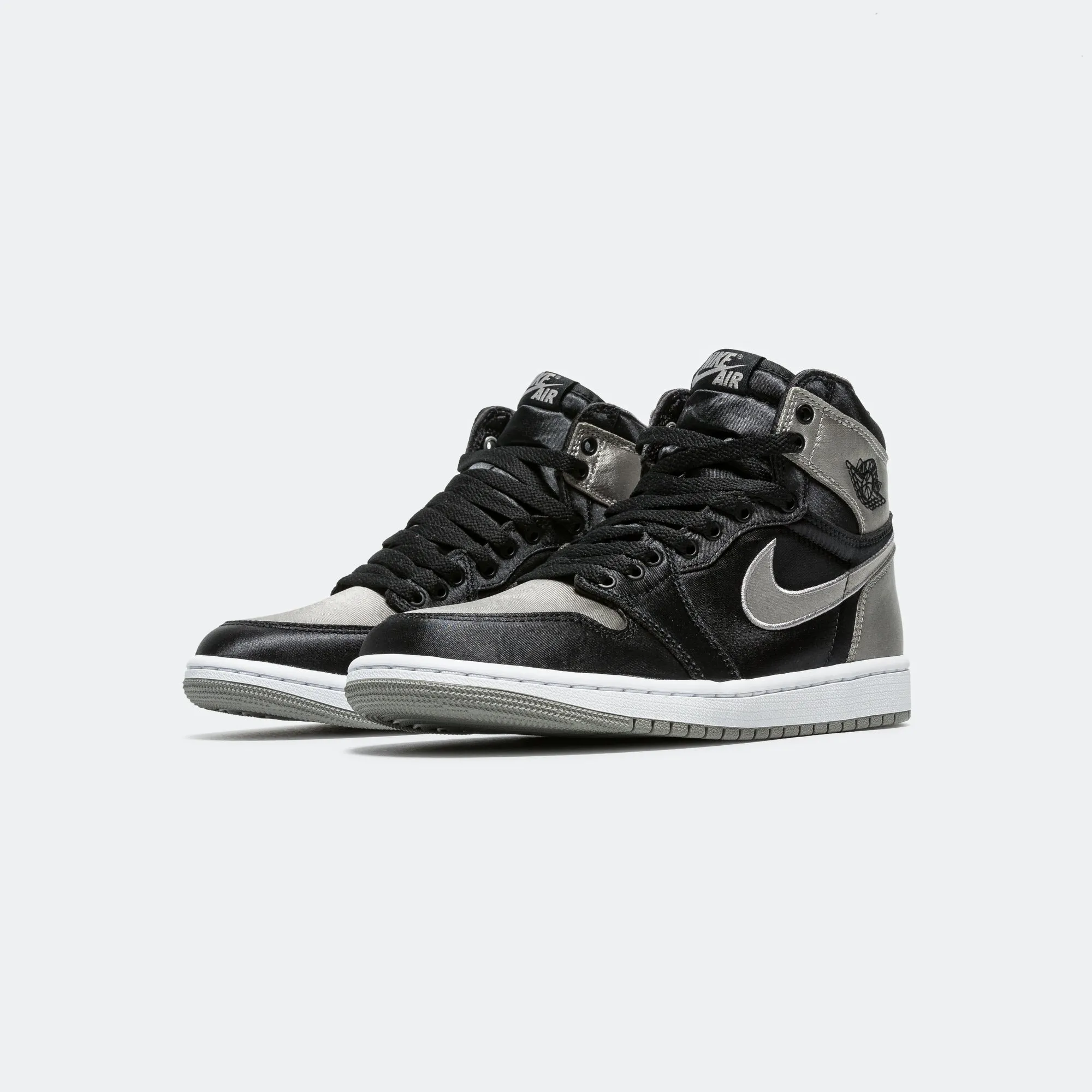 Womens Air Jordan 1 Retro - Black/Medium Grey-White Comfort Reinforcement Unique Style