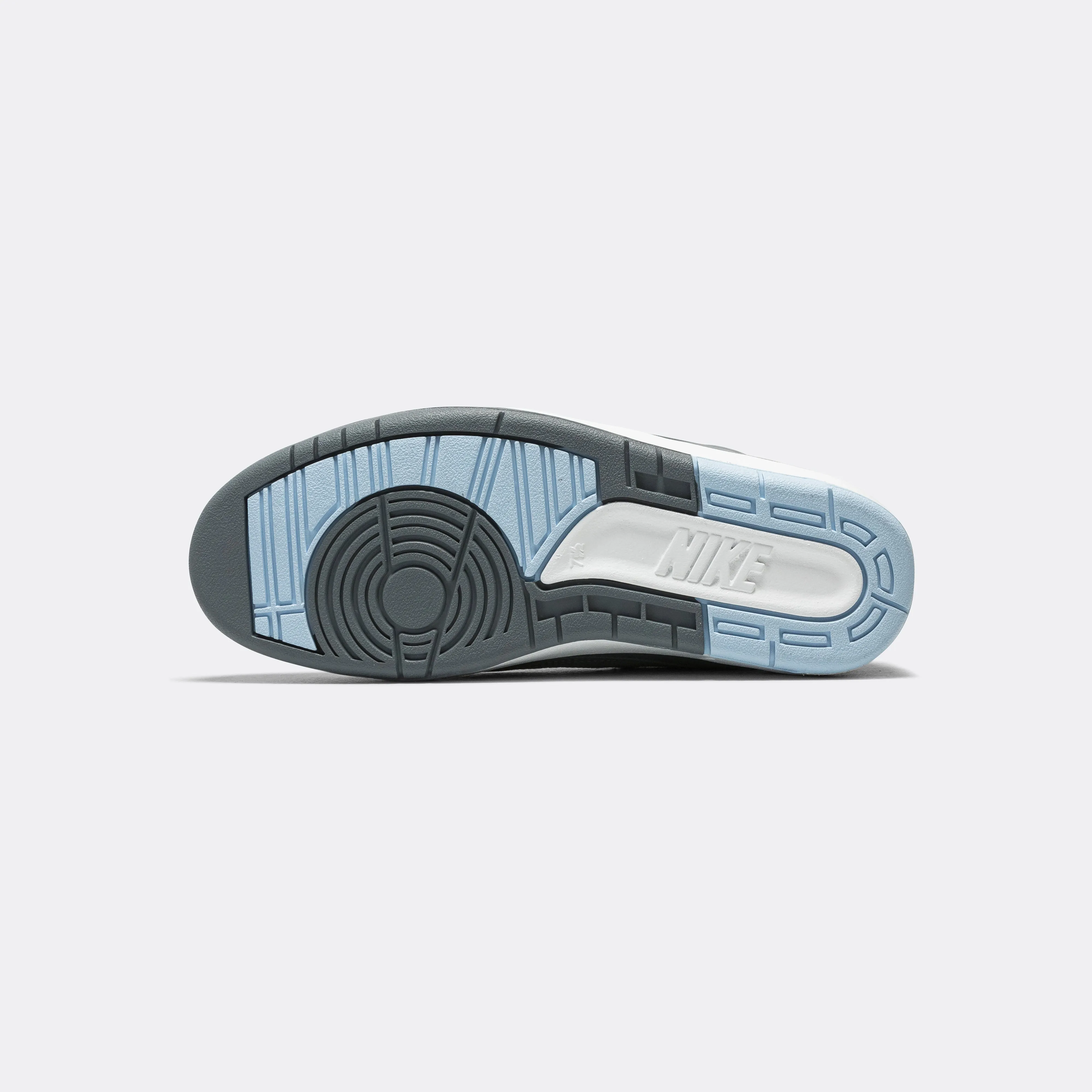Drive Motion Womens Air Jordan 2 Retro - Cool Grey/Ice Blue-White