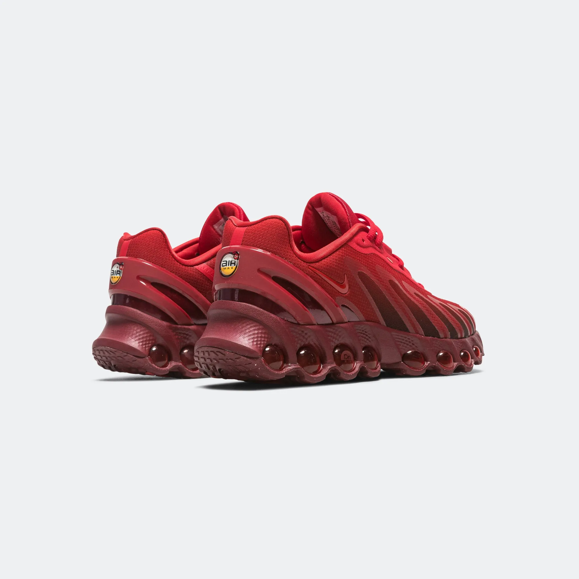 Smooth Balance Womens Air Max DN8 - University Red/Tough Red