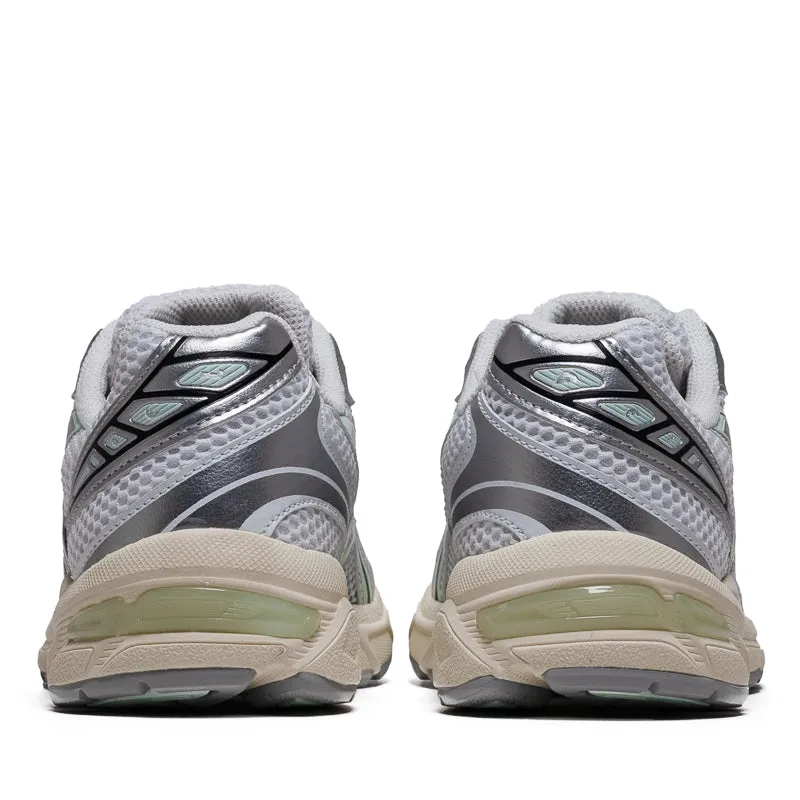 Urban Adventure Bounce Back Tech Women's Asics Gel-1130 - White/Mint Tint