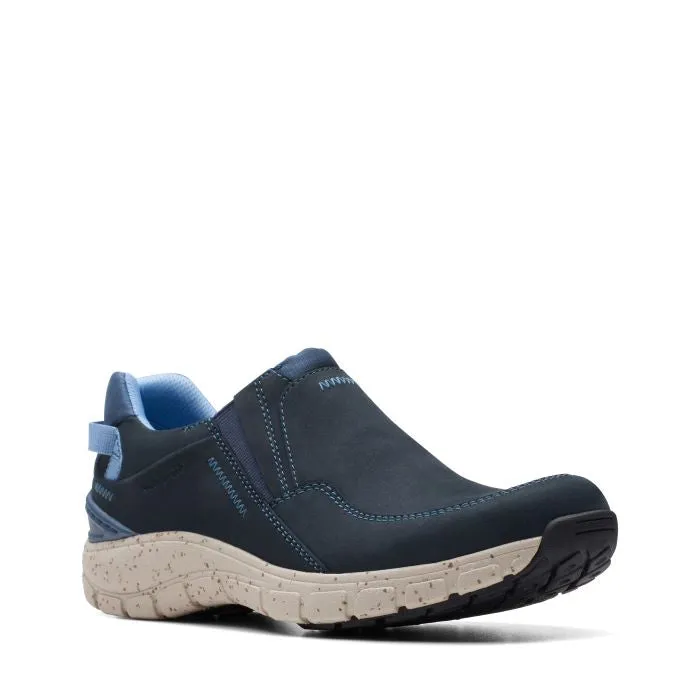 Womens Clarks Wave Plateau AP in Navy Fast Move Party Go