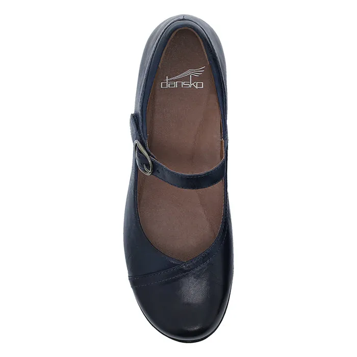 Urban Trek Womens Dansko Fawna II Wide in Black