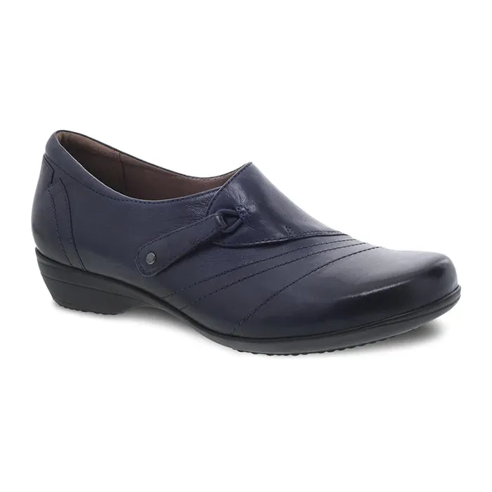 Pause Step Senior Friendly Womens Dansko Franny Navy