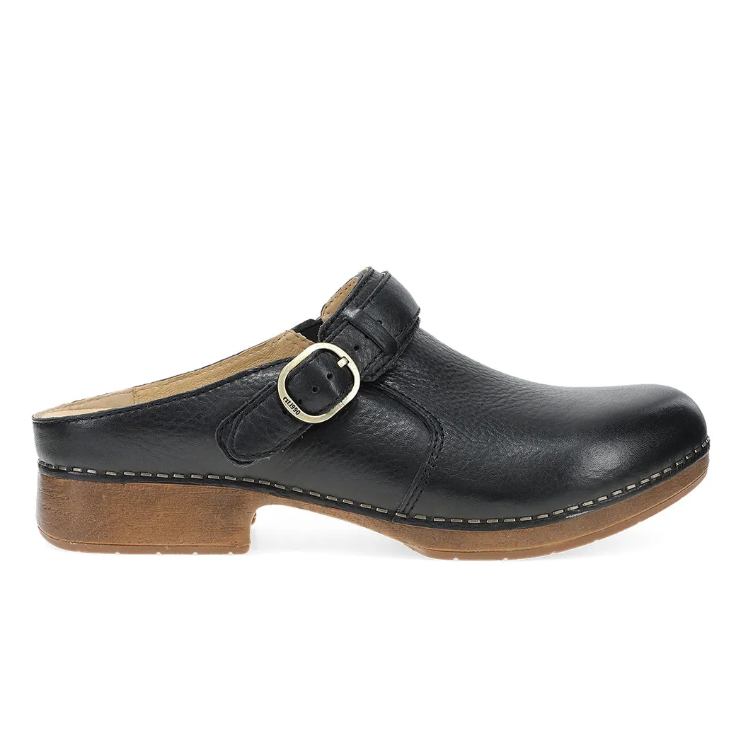 Out And About Heat Day Womens Dansko Millie in Black