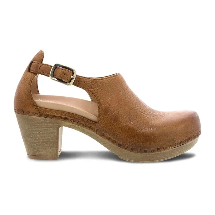 Comfortable Feeling Rain Path Womens Dansko Sassy in Tan