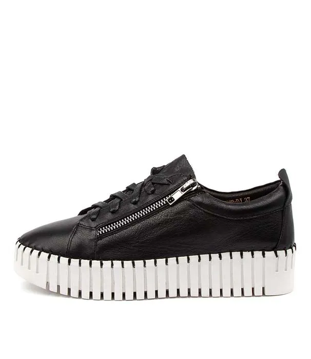 Womens Django & Juliette Bump in Black Indoor style Dynamic Feel