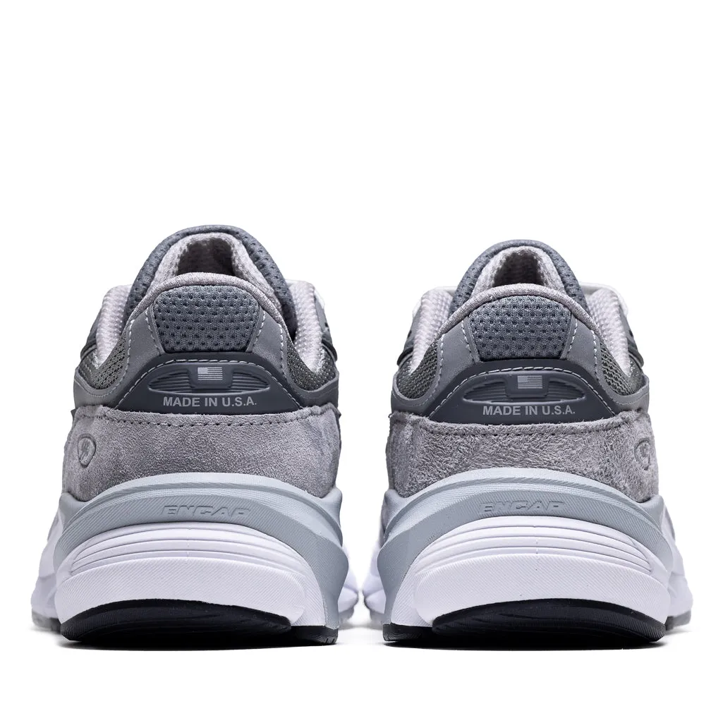 Women's New Balance Made in USA 990v6 - Grey Fashion-forward flair Fit Ready