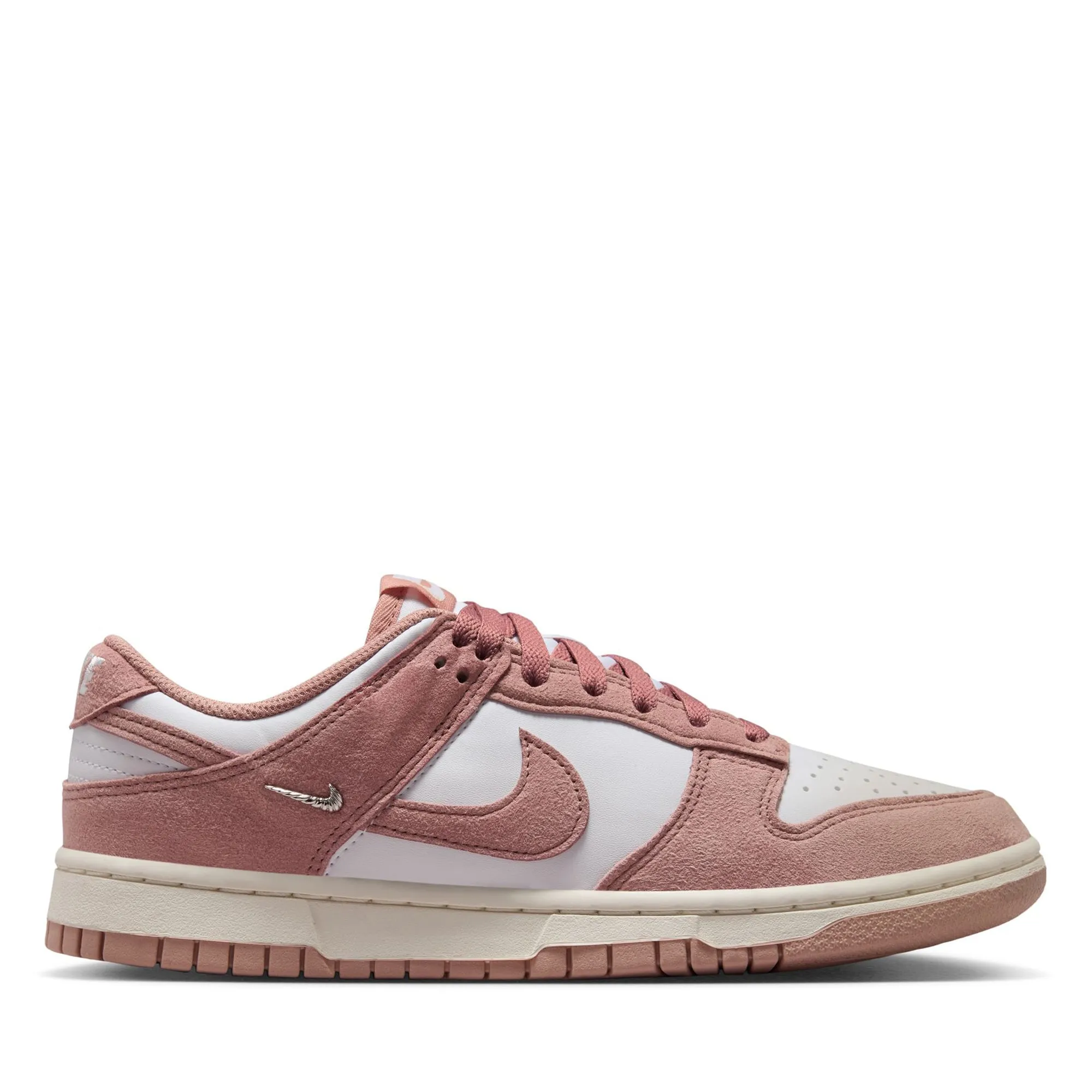 urban vibe Women's Nike Dunk Low - White/Particle Pink