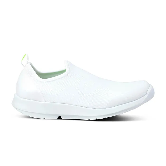Womens Oofos Oomg Sport in White All Daywear Trendy Appeal