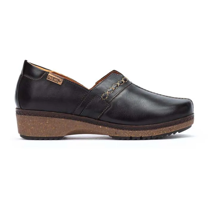 Sweat   wicking Womens Pikolinos Granada Slip On in Black