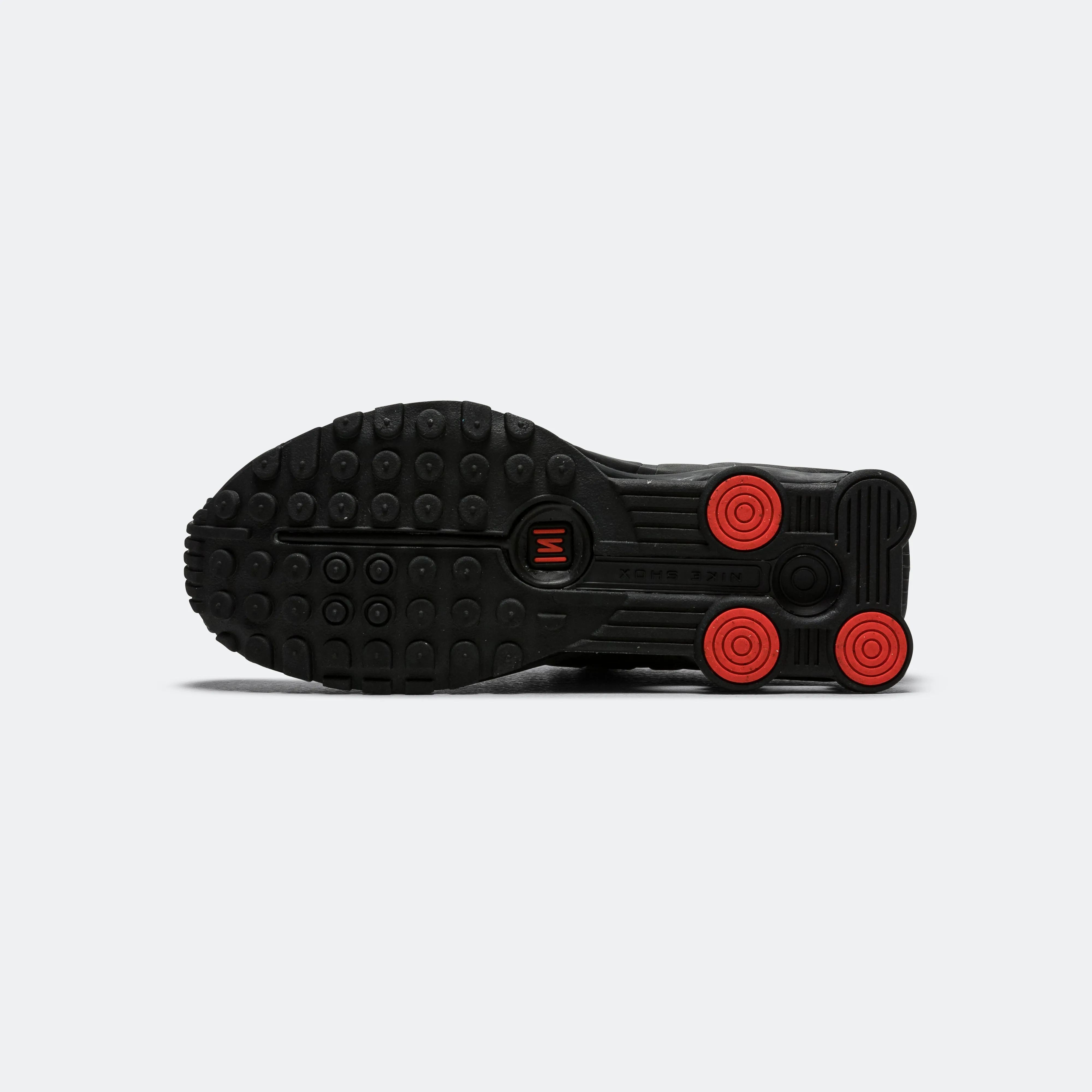 Womens Shox R4 - Black/Black-Max Orange Balanced weight