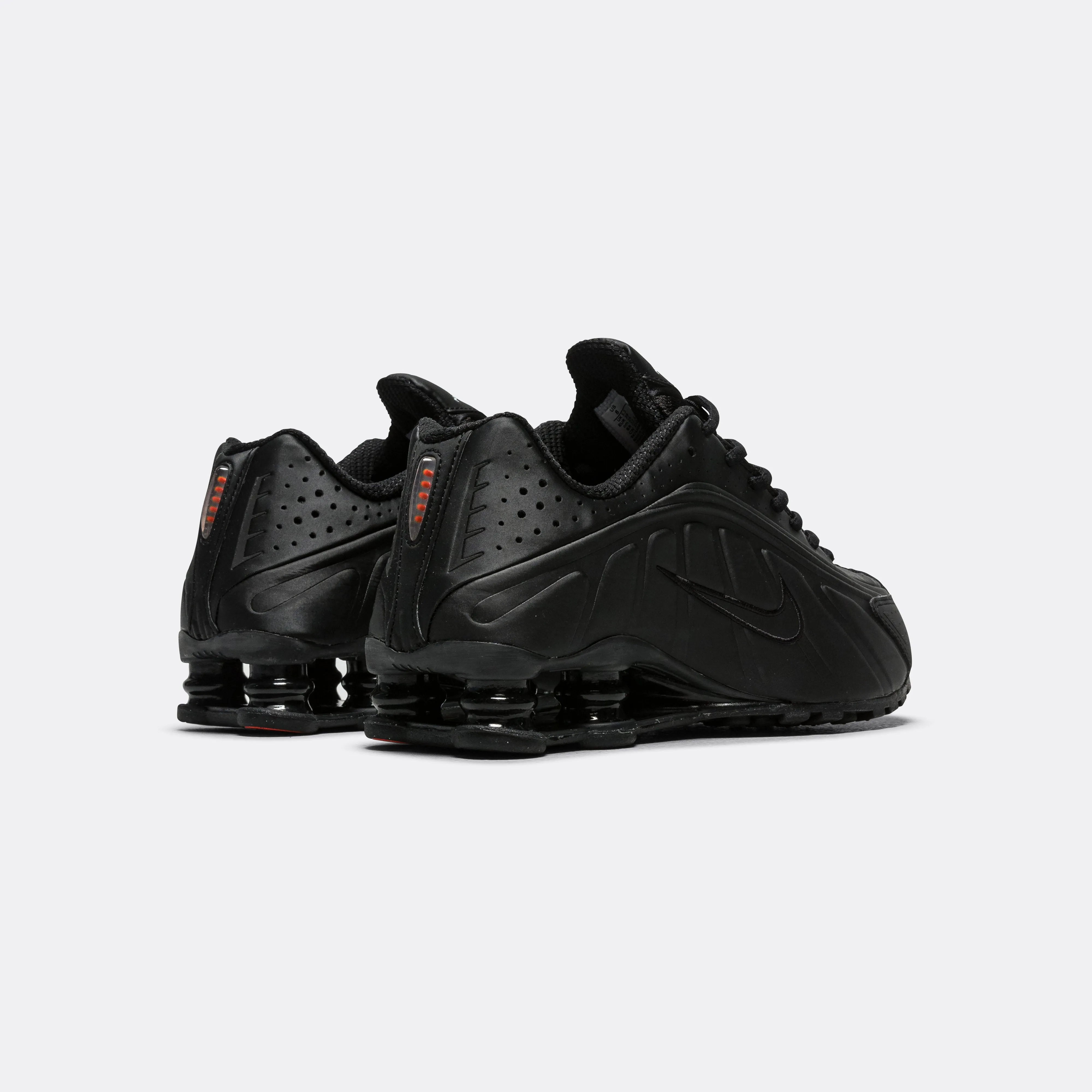 Womens Shox R4 - Black/Black-Max Orange Style Designer Look