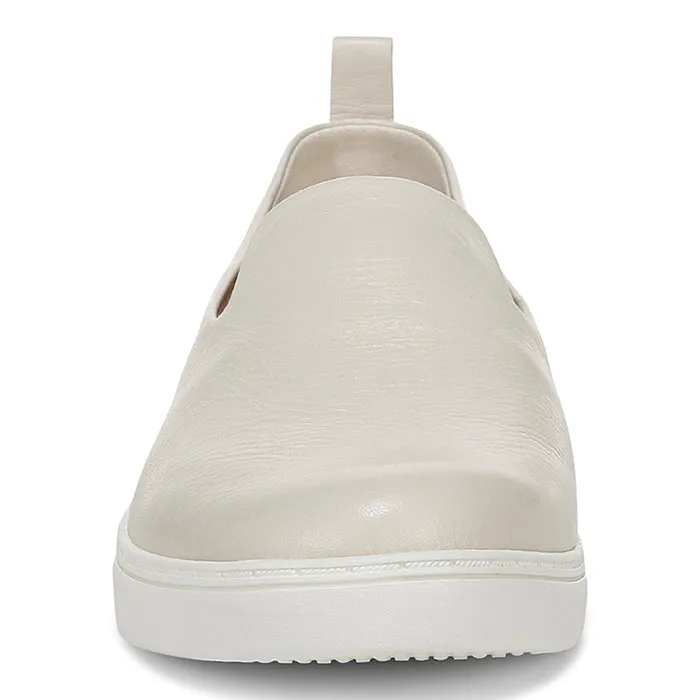 Go Anywhere Womens Vionic Uptown Willa in Cream