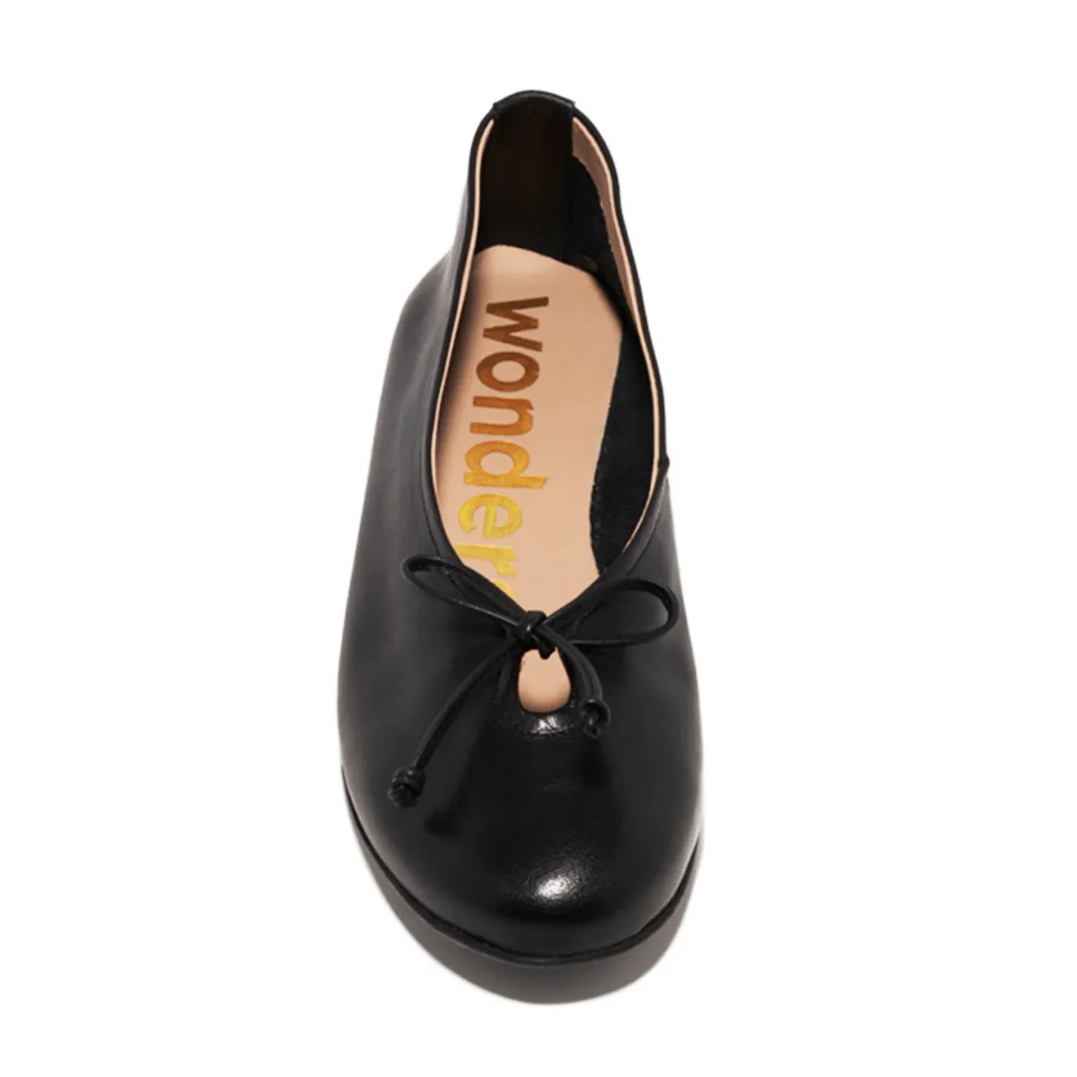Center Walk Wonders Women's Sauvage Black Leather
