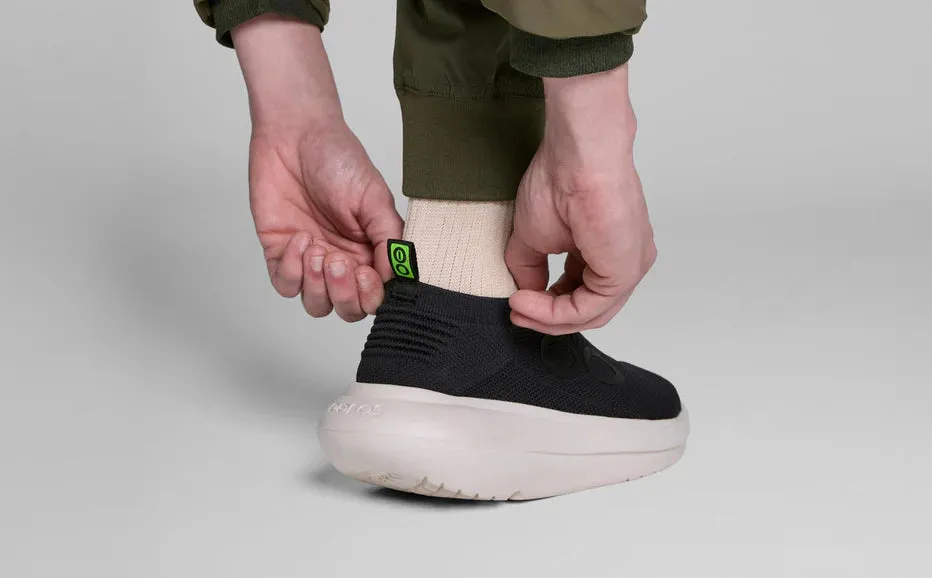 Wide fit stylish material OOFOS OOMY ZEN MEN'S