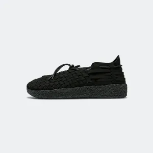 Latigo - Black/Black Slip Off
