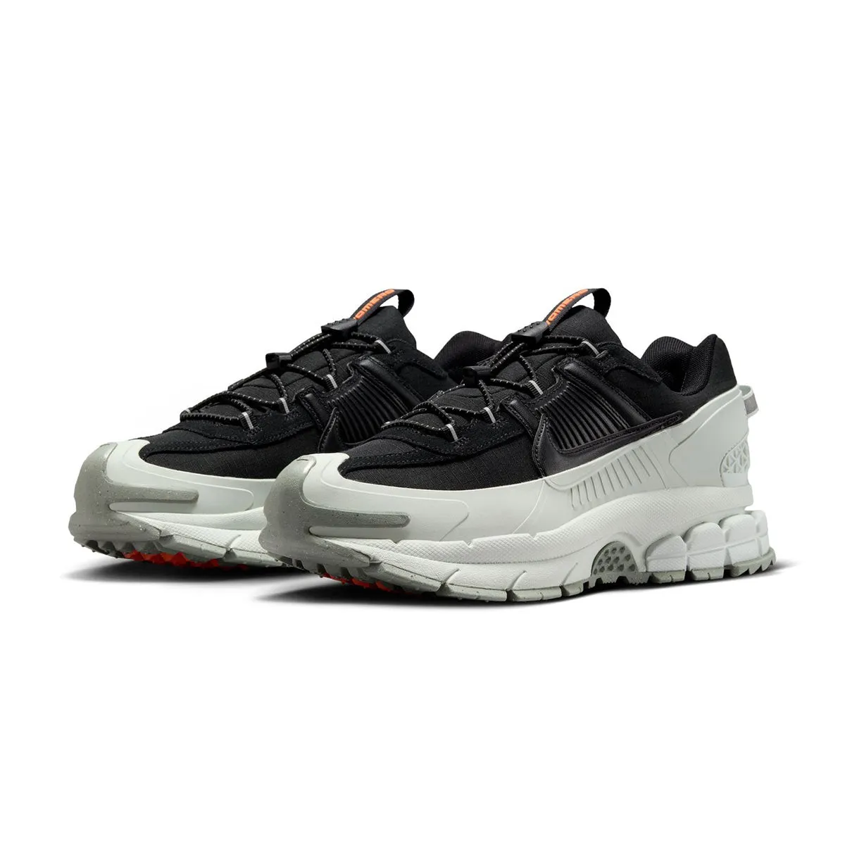 Zoom Vomero Roam 'Black Light Silver' Winter Base Energy Core