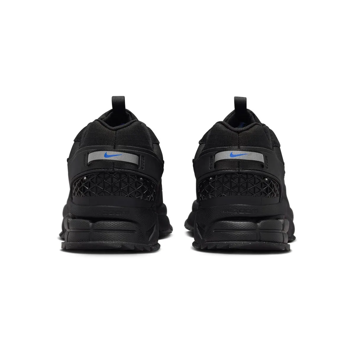 Zoom Vomero Roam 'Black' Curve Hug